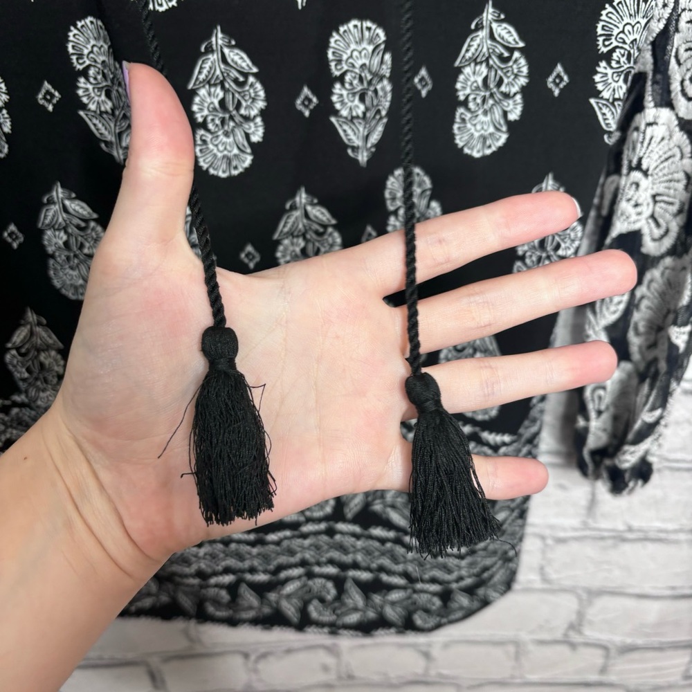 b🌼3/$30🌼Style & Co Black Printed Long Sleeve Blouse Size Small - Picture 16 of 16